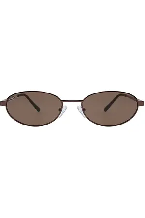 OTRA Rosie Sunglasses in .