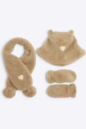 River Island Mini Girls Borg Hat Scarf Mittens Set