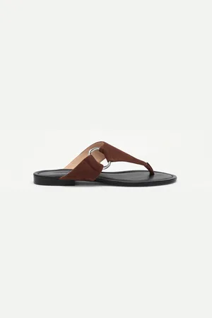 RUSSELL & BROMLEY CAMBECK Hardware Thong Sandal