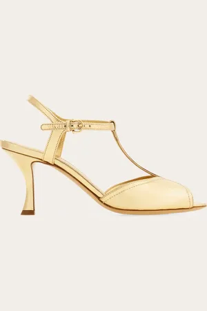 Salvatore Ferragamo Women T-strap sandal Size 2.5