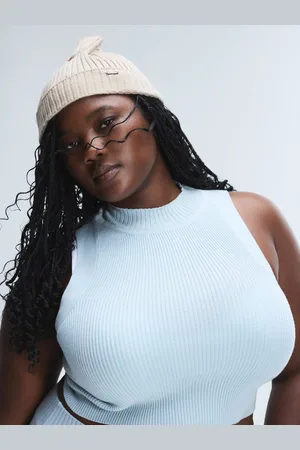 Savage X Fenty TrÃ¨s Soft Drawstring Beanie