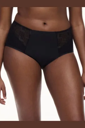 Chantelle Womens Intrigue Covering Full Brief - Polyamide - Size Medium
