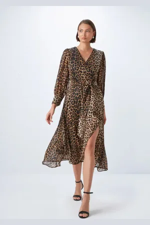 Gusto Womens Animal Print Wrapped Dress in - Size Medium