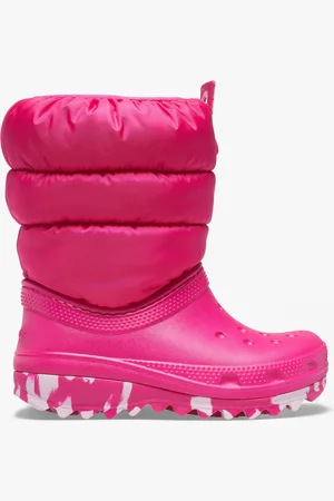 Crocs Kids Unisex 207684-6X0 CLASSIC NEO PUFF Boots Candy - Size UK 4