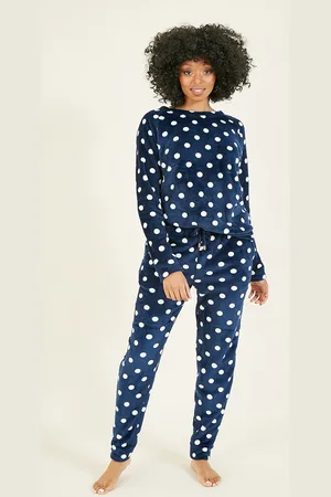 Yumi Womens Spot Super Soft Fleece Pyjamas - Size 8 UK