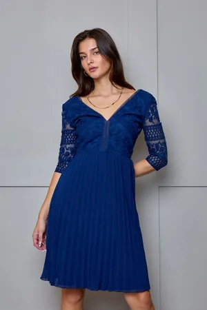 Chi Chi London Womens Long Sleeve V Neck Midi Dress in - Size 6 UK