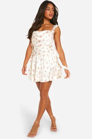 Boohoo Womens Satin Floral Ruffle Mini Milkmaid Dress - - Size 14 UK