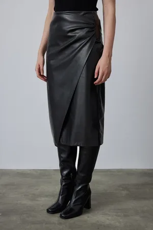 Gusto Womens Faux Leather Wrap Skirt - - Size Small