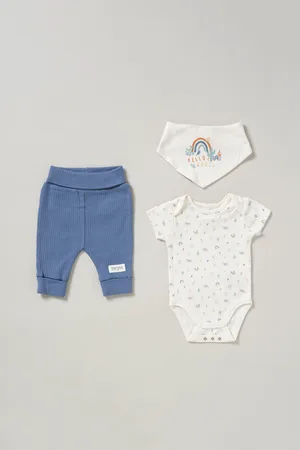 HOMEGROWN Boys Hello World Print 3-Piece Bodysuit, Joggers and Reversible Bib Outfit Set - - Size 9-12M