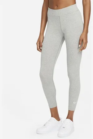 Nike WoMens Tight Fit Mid Rise 7/8 Length Leggings in - Size X-Small