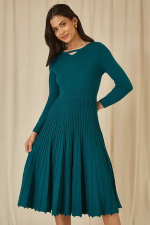 Yumi Womens Knitted Pleated Skater Dress With Notch Neckline - Size Large