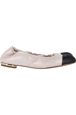CHANEL Pre-owned Womens CC Cap Toe Scrunch Ballet Flats in Canvas - Size EU 37
