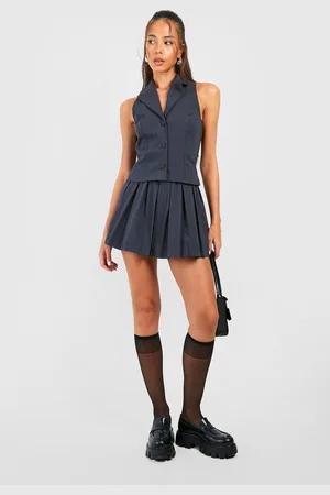 Boohoo Womens Plunge Front Waistcoat & Pleated Mini Skirt - viscose - Size 16 UK