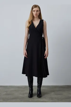 Gusto Womens Pleated Long Wrap Dress - - Size Small