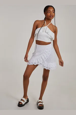 Pink Vanilla Womens Halter Neck Broderie Frill Hem Crop Top - Viscose - Size Medium
