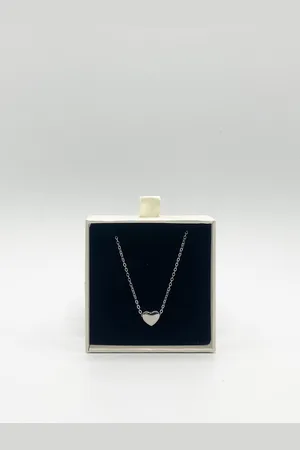 SVNX Womens Small Heart Necklace in - One Size
