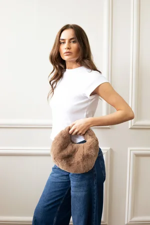 SVNX Womens Faux Fur Soft Grab Bag in - One Size