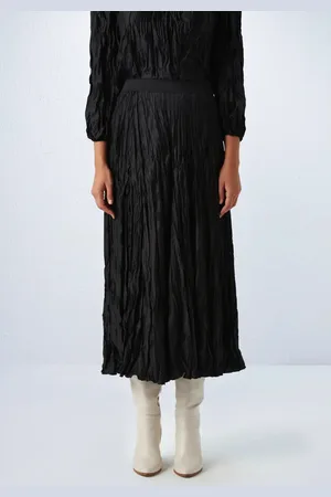 Gusto Womens Crinkled Skirt in - Size X-Small