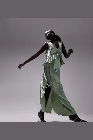 Topshop Womens ruffle peplum dress in sage - LGREEN - - Size 6 UK