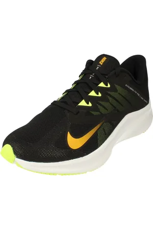 Nike Quest 3 Mens Trainers - Size UK 8