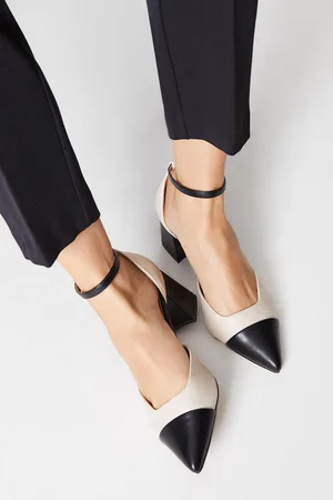 wallis Womens Wide Fit Dollis Pointed Two Part Toe Cap Courts - - Size UK 7