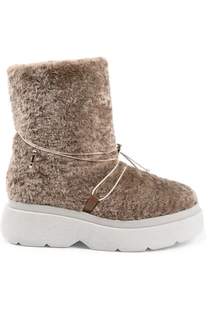 DEE OCLEPPO Womens Dana Teddy - Short Boot 101 - Size UK 6