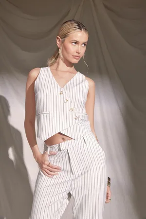 Boohoo Womens Linen Look Pinstripe Asymmetric Waistcoat - - Size 6 UK
