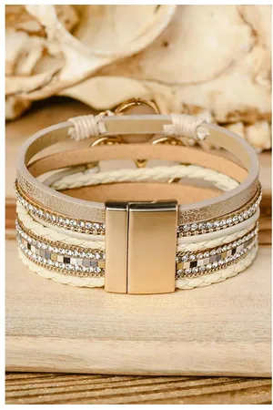 Azura Exchange WoMens Bohemian Heart Rhinestone Magnetic Buckle Bracelet in Alloy in Metal - One Size