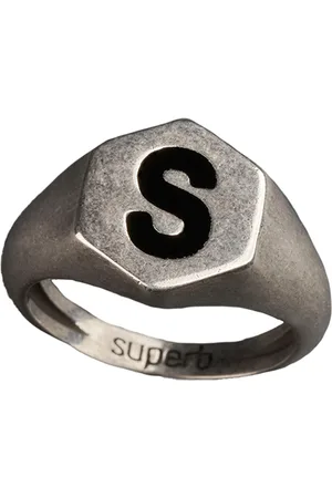 SUPERB WoMens black Hexagon ring - Size O