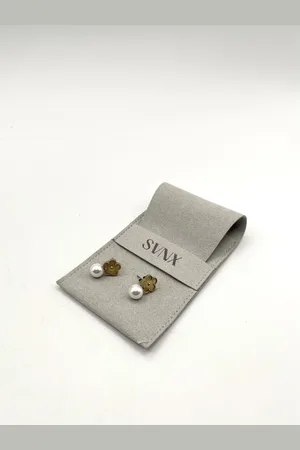 SVNX Womens Clover Earrings with Pearl in - One Size