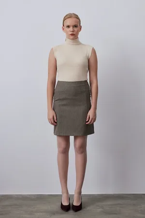 Gusto Womens Houndstooth Mini Skirt - - Size Medium