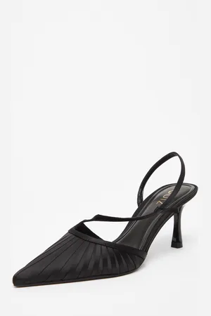 Quiz Womens Satin Asymmetric Court Heels - Size UK 3