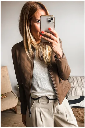 Azura Exchange Womens Solid Faux Leather Zipper Slim Fit Bomber Jacket Pu - Size Medium