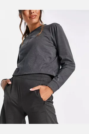 PUMA Womens Training Cloudspun Sweatshirt In - Size Large