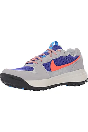 Nike Womens Acg Lowcate In - Size UK 3.5
