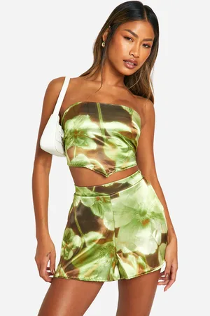 Boohoo Womens Blurred Floral Print Tie Handkerchief Top - - Size 16 UK