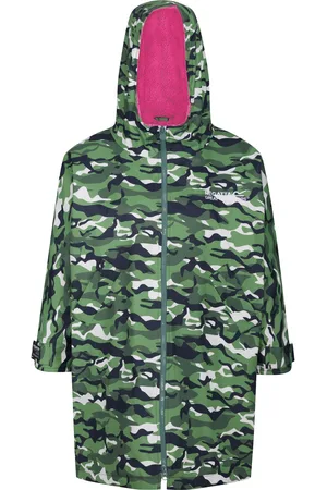Regatta Kids Unisex Childrens/Kids Camouflage Waterproof Changing Robe (Cactus Green/Pink Potion) - - Size 9-13Y