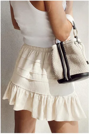Azura Exchange Womens Tiered Ruffled Hemline Elastic Waist Mini Skirt - Size Medium