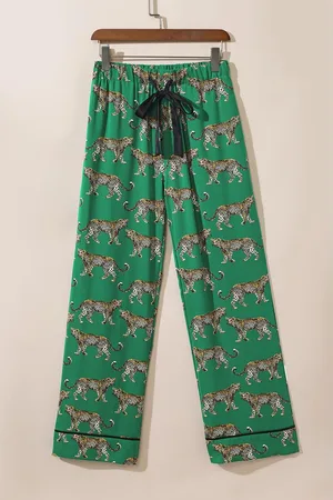 Azura Exchange Womens Cheetah Print Short Sleeve Shirt and Pants Pajama Set - Size X-Large