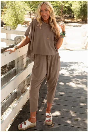 Azura Exchange Womens Simply Taupe High Low Boxy Fit Tee and Crop Pants Set - Cotton - Size Medium