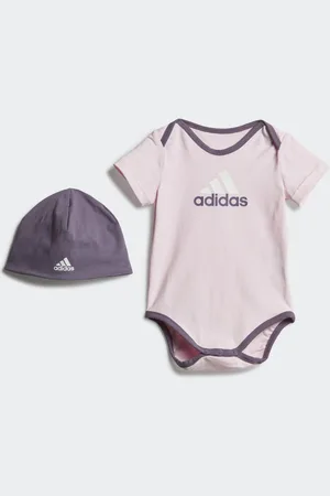 adidas Childrens Unisex Essentials Big Logo Bodysuit and Beanie Gift Set Kids - - Size 3-4Y