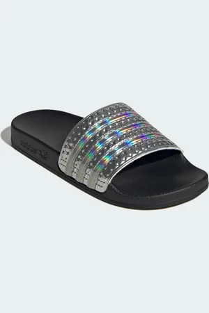 adidas Kids Unisex Adilette Slides - - Size UK 6