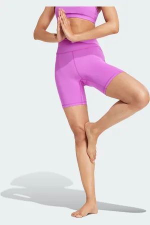adidas Womens All Me Essentials 7-Inch Short Leggings - Recycled Material - Size Small