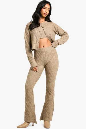 Boohoo Womens Petite Soft Cable Knitted Cardigan, Crop Top And Flare Leg Trouser 3 Piece Set - - Size Medium