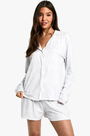 Boohoo Womens Christmas Snowflake Print long Sleeve Short PJ Set - - Size 14 UK
