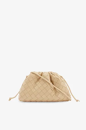 Bottega Veneta Womens Cloud Pouch Small Intrecciato Leather Clutch Bag