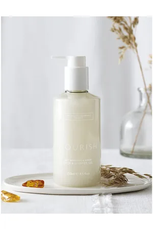The White Company Nourish Bath and Shower Gel 250ml