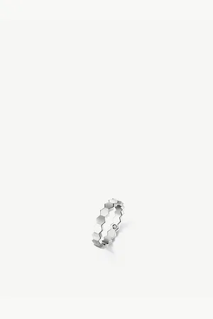 CHAUMET Bee De 18ct and Diamond Ring