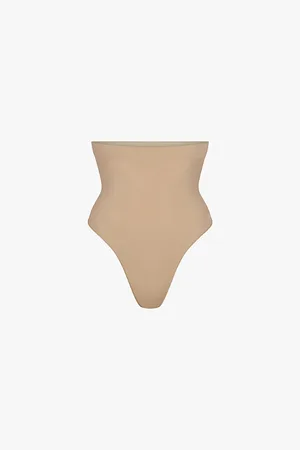 SKIMS Womens Seamless Sculpt High-Rise Stretch-Woven Thong