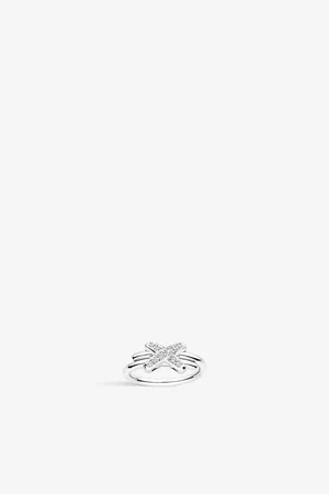 CHAUMET Jeux De Liens 18ct and Diamond Ring